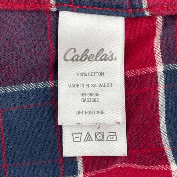 Cabelas Flannel Button Down Plaid Fall Winter Holiday Red Navy Blue Shirt Size M - Picture 7 of 8